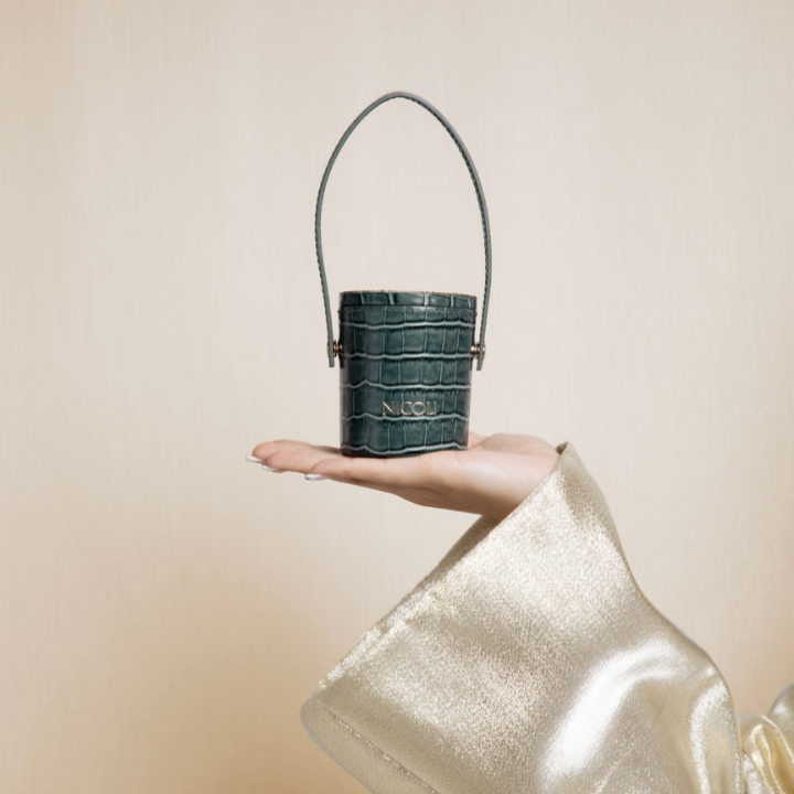 SWANSONG Luxury Scented Candles