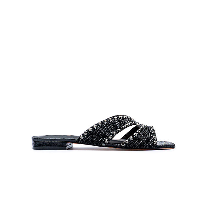Acerra Flats #color_black