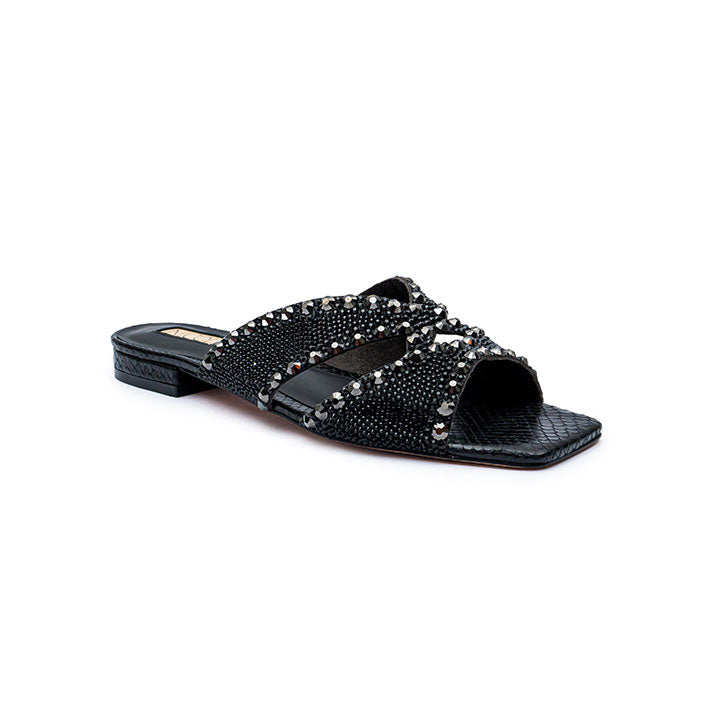 Acerra Flats #color_black