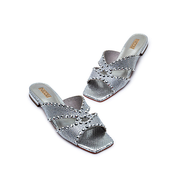 Acerra Flats #color_silver