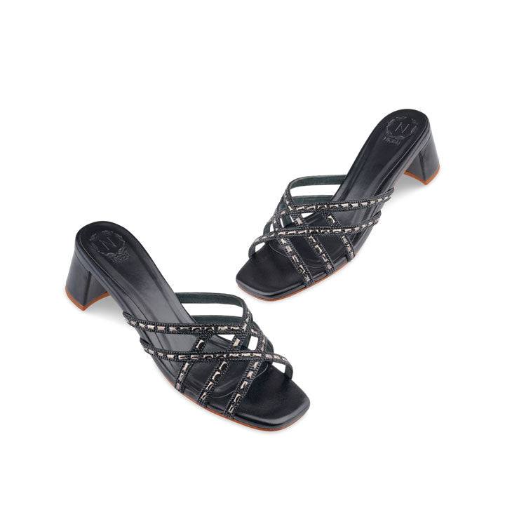 Alondra Box Heel #color_black