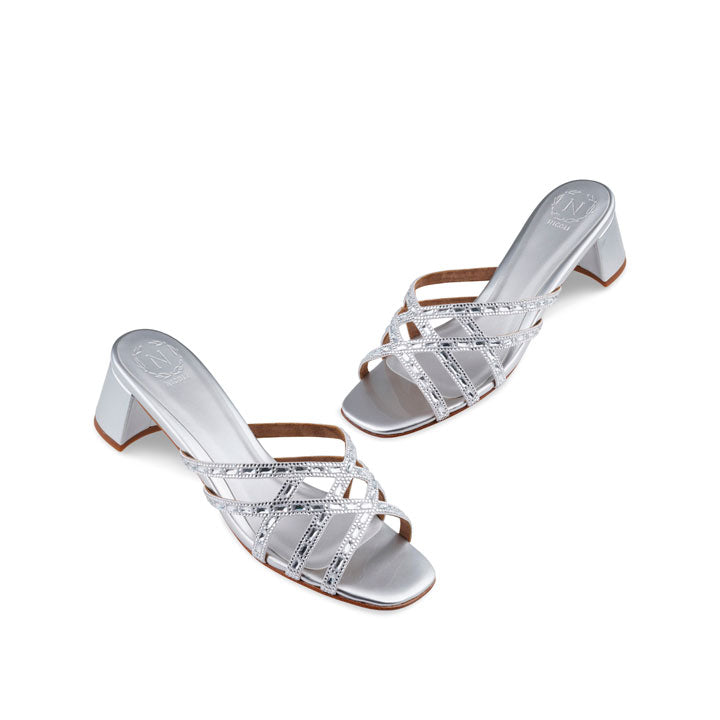 Alondra Box Heel #color_silver patent