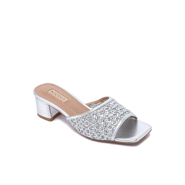 Amira Box Heel #color_silver