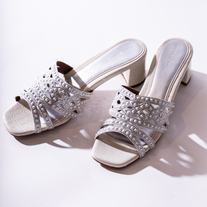 Benat Nicoli Luxury Embellished #color_white