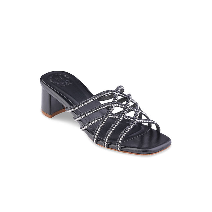 Desmia box heel #color_black