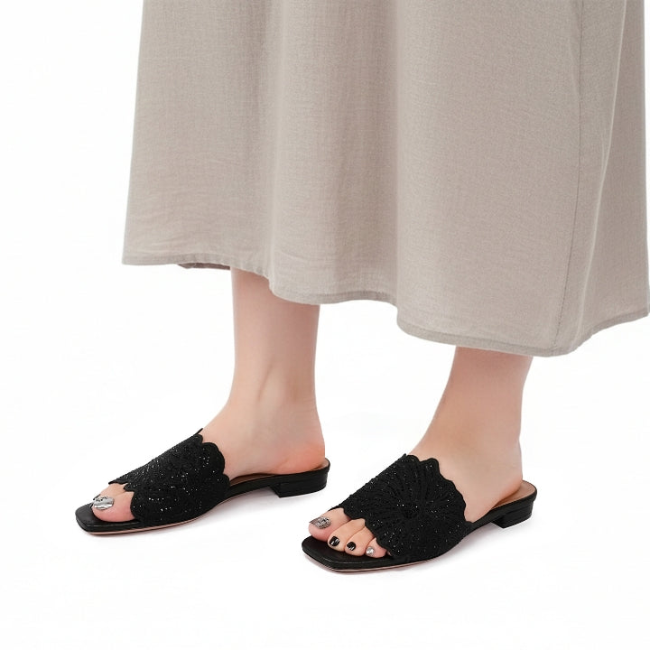 Elira Flat Sandal #color_black