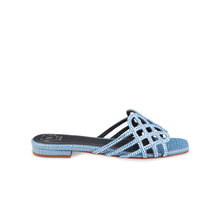 Fabiola Flat Sandal #color_sky.blue