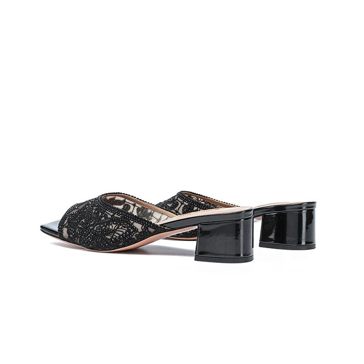 Indya Box Heel #color_black