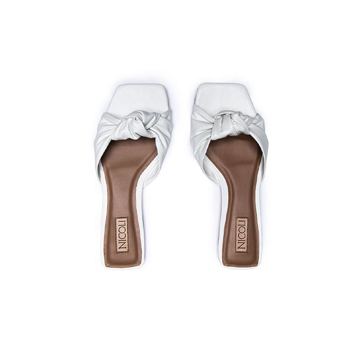 Ingle Flats #color_white