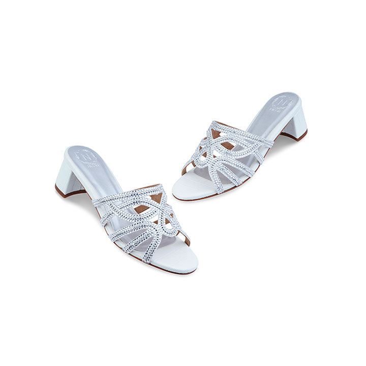 Ixchel Box Heel #color_white