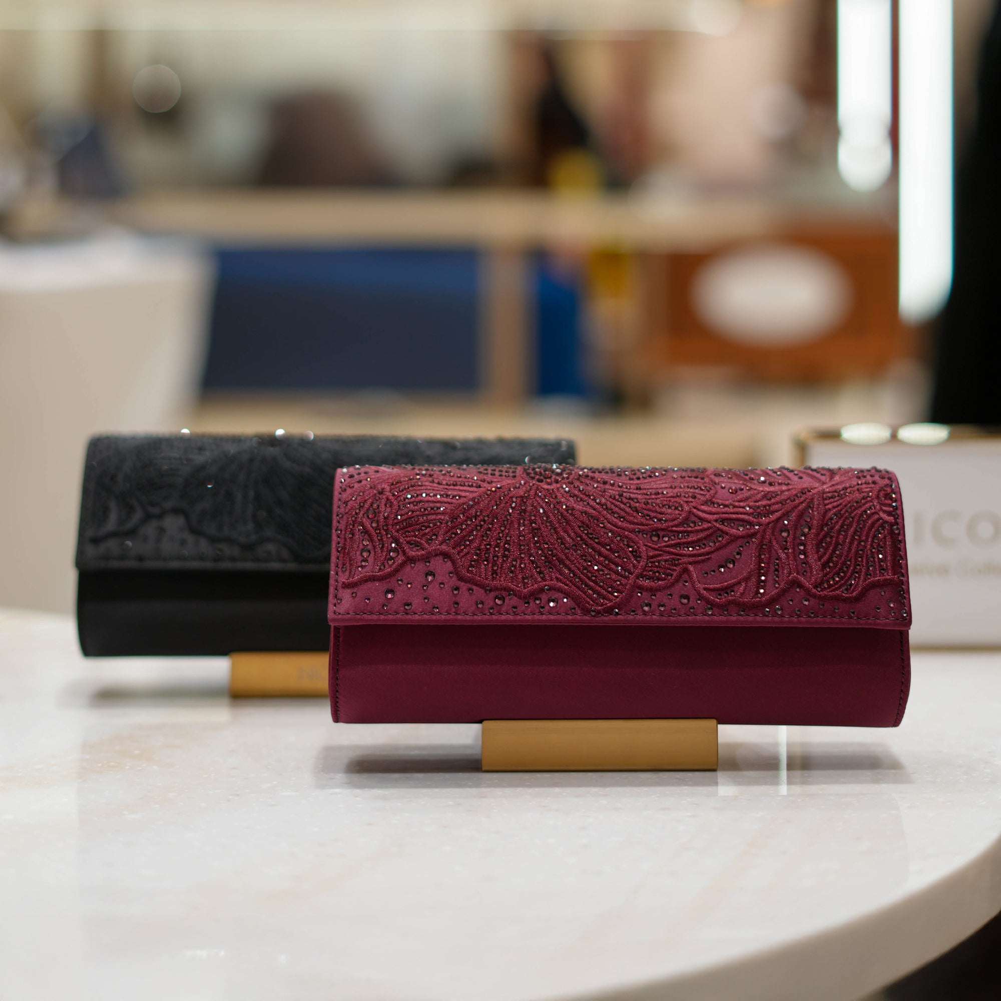 Ornate Clutch Bag #color_maroon