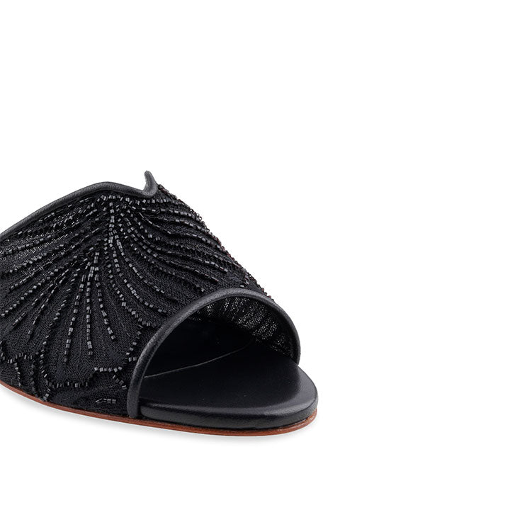 Tia Flat Sandal #color_black