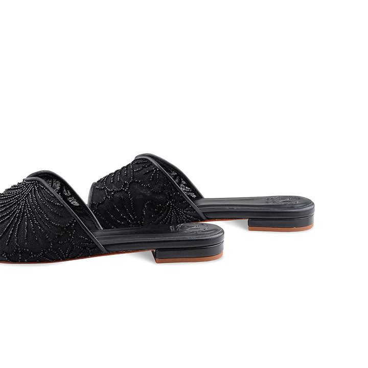 Tia Flat Sandal #color_black