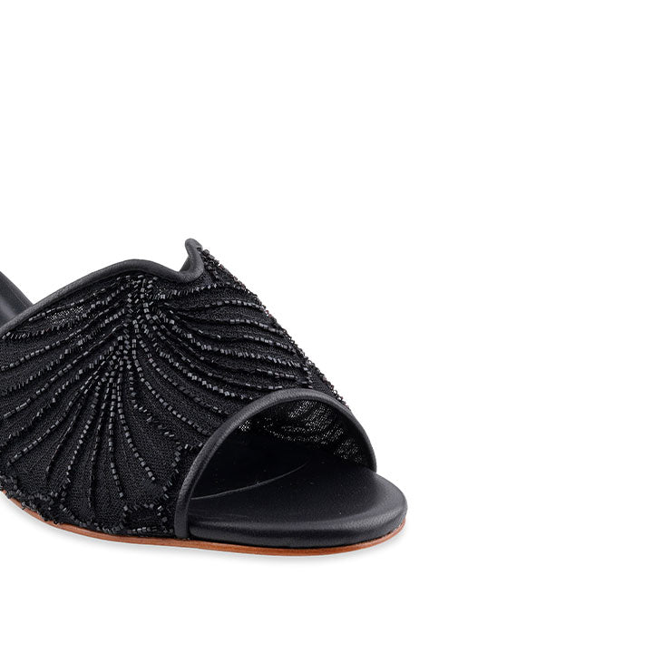 Vivietta Box Heel #color_black