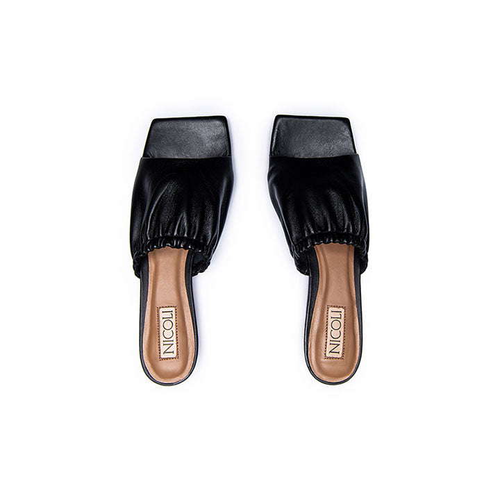 Paige Flats #color_black