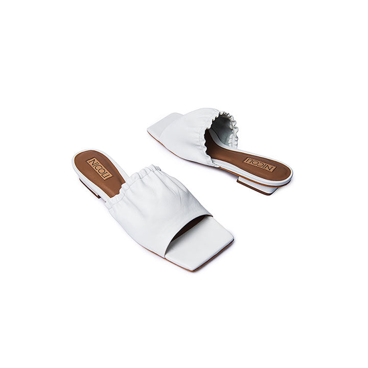 Paige Flats #color_white