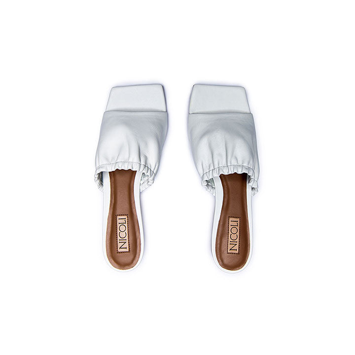 Paige Flats #color_white