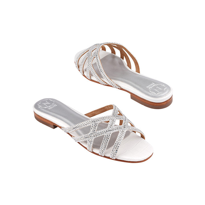 Zuri Flats #color_white