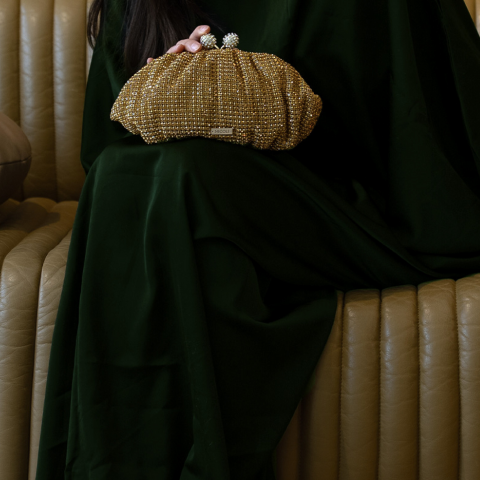 The Modern Emirati Muse — Redefining Luxury with “Jewels of Arabia”