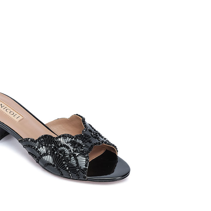 Celestia Box Heel #color_black