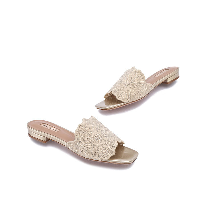 Elira Flat Sandal #color_gold