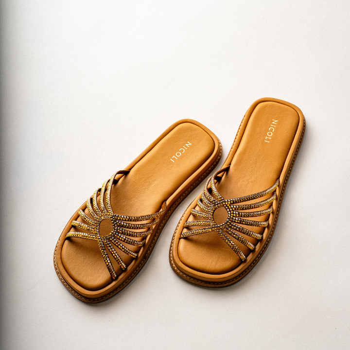 Esosa Flat Sandal #color_beige