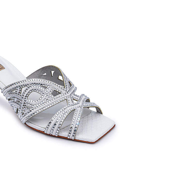 Fenisia Luxury Embellished Mule