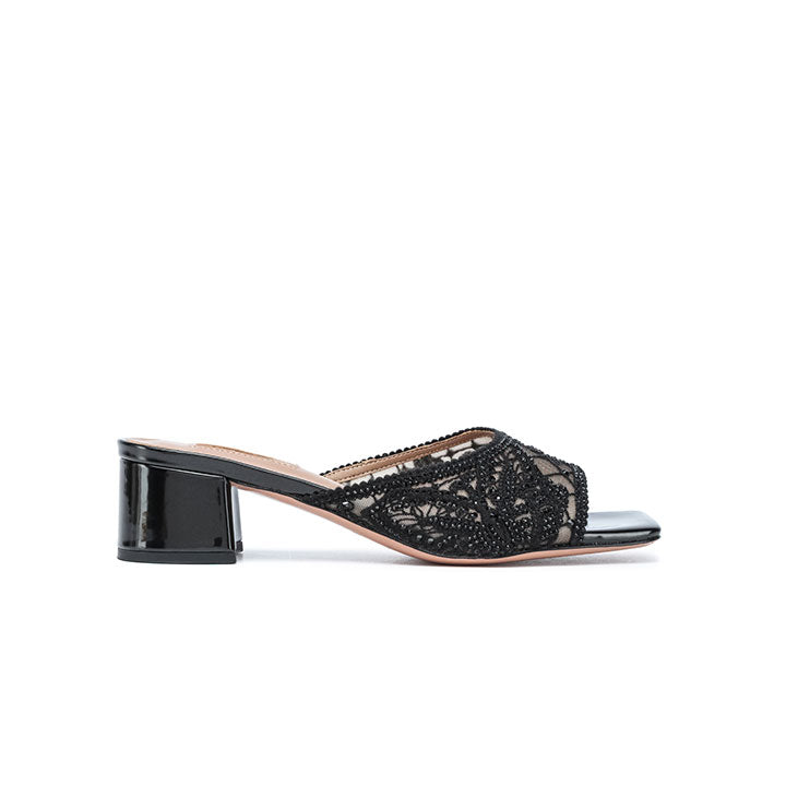 Indya Box Heel #color_black