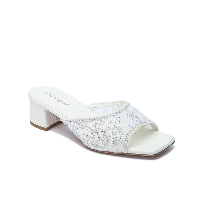 Indya box heel #color_white