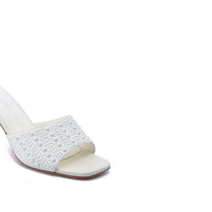 Lulama Mule #color_white