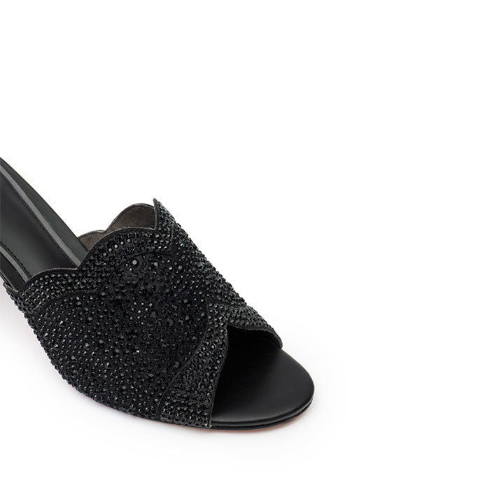 Maudie Box Heel #color_black