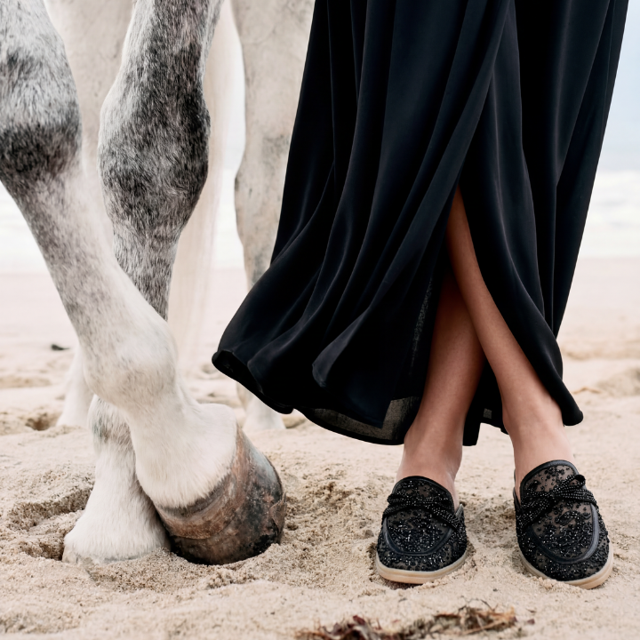 Marvia Flat Sandal #color_black