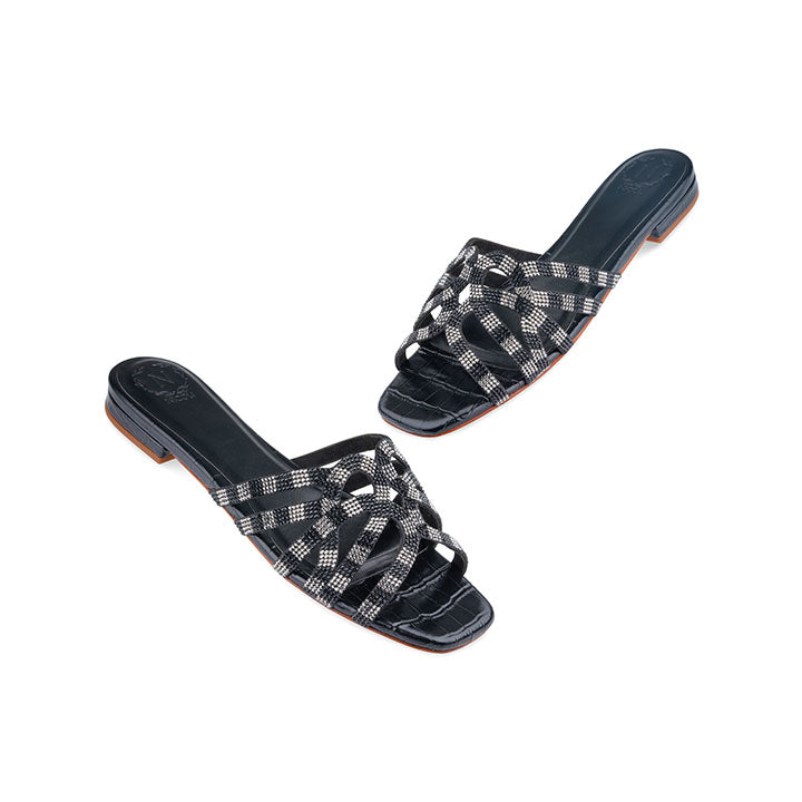 Quigley Flat Sandal #color_black