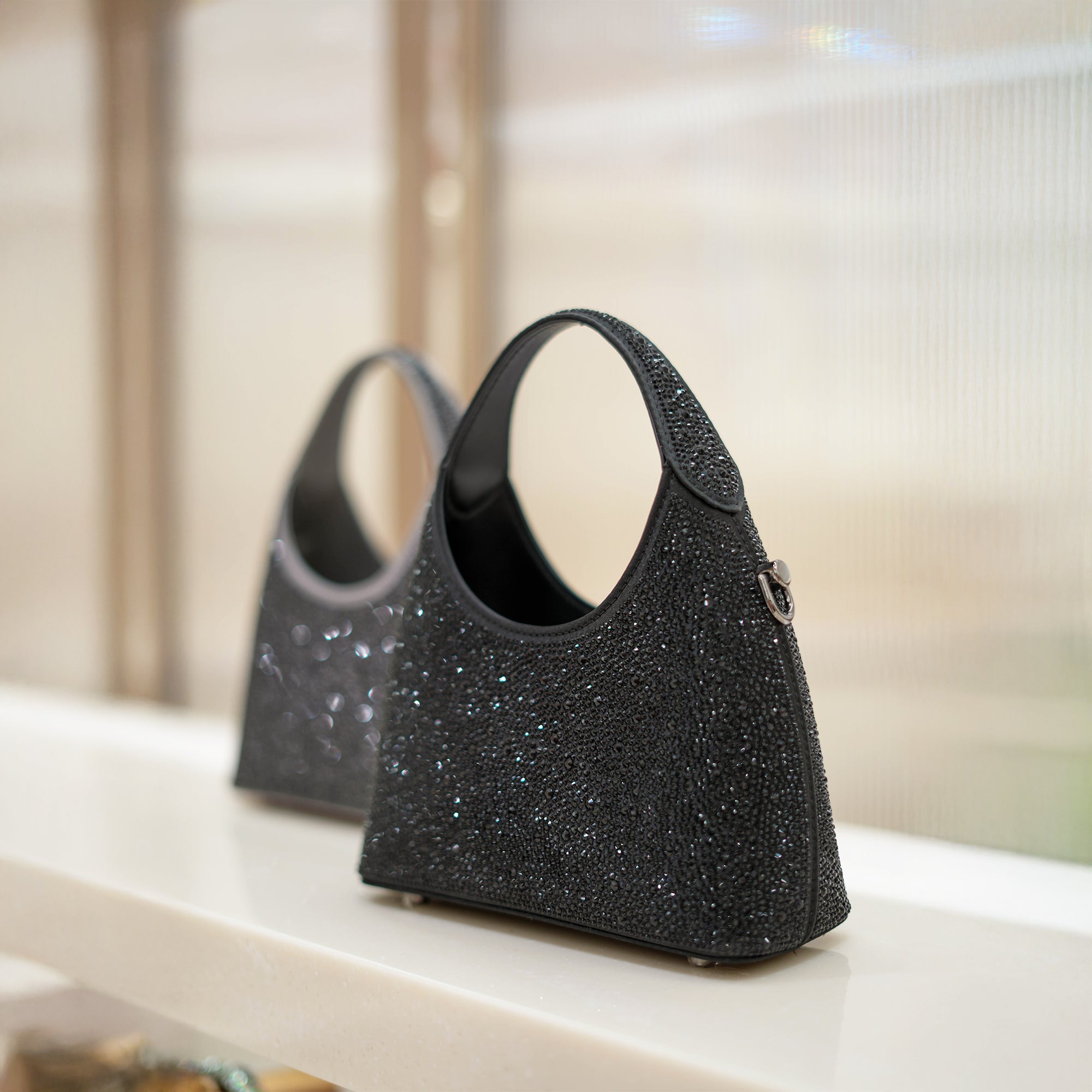 Shimmera Evening Bag #color_black