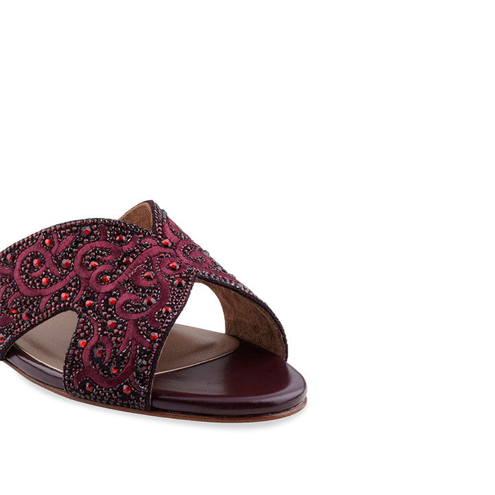 Zyra Flat Sandal #color_burgundy