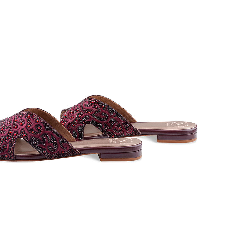 Zyra Flat Sandal #color_burgundy