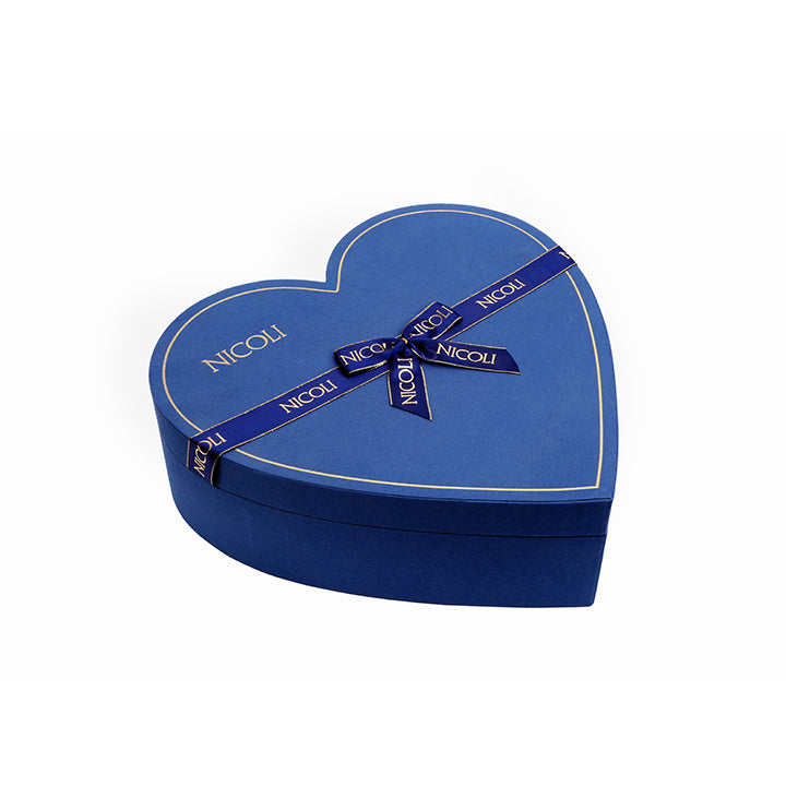 Luxury-Gift-Oval-Shaped-Box Luxury Embellished  